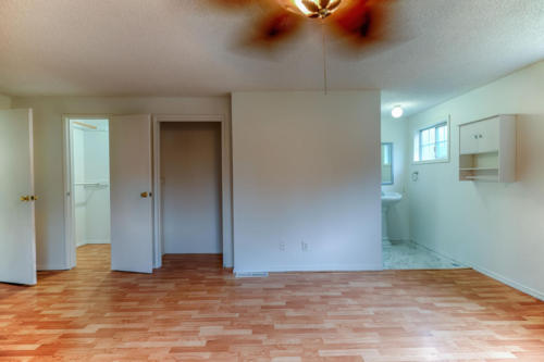 small_8940_Rathbun_Rd_E&I__41